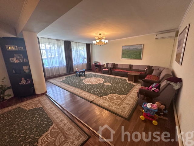 Дом, 4-комн., 226 м2, Бишкек, Карла Маркса Bishkek - photo 6