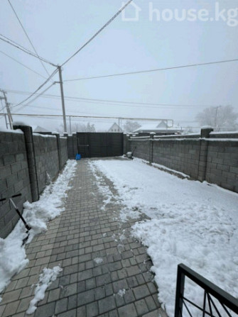 Дом, 4-комн., 200 м2, Бишкек, Кок-Жар ж/м Bishkek - photo 2