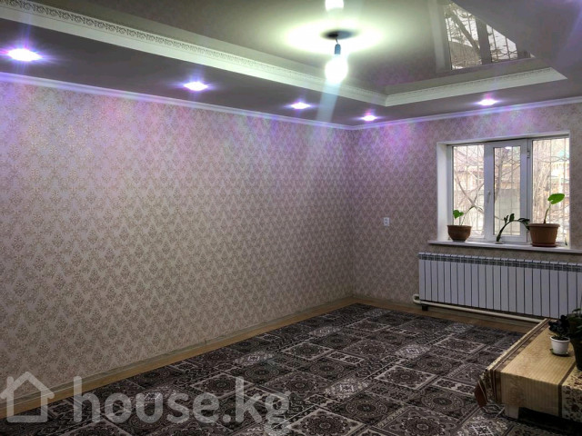 Дом, 4-комн., 120 м2, Бишкек, Ак-Орго ж/м, Таттыбубу 48 48/Арабаева Ашар центр. Бишкек - изображение 1