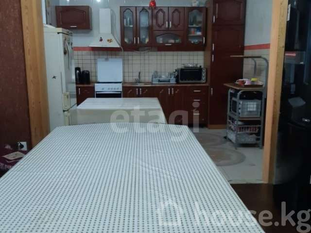 Дом, 6 и более комнат, 210 м2, Бишкек, Алтын-Ордо ж/м, Алтын-Ордо 3-я Bishkek - photo 8