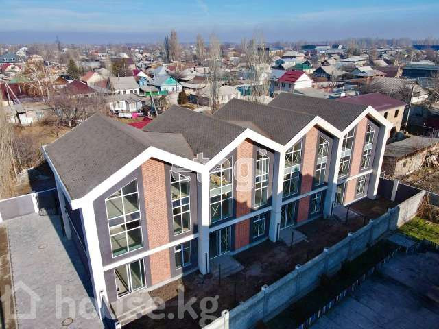 Дом, 6 и более комнат, 200 м2, Бишкек, Боровской пер. Bishkek - photo 6