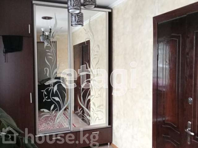 Дом, 6 и более комнат, 300 м2, Бишкек, Худайбергенова Bishkek - photo 2