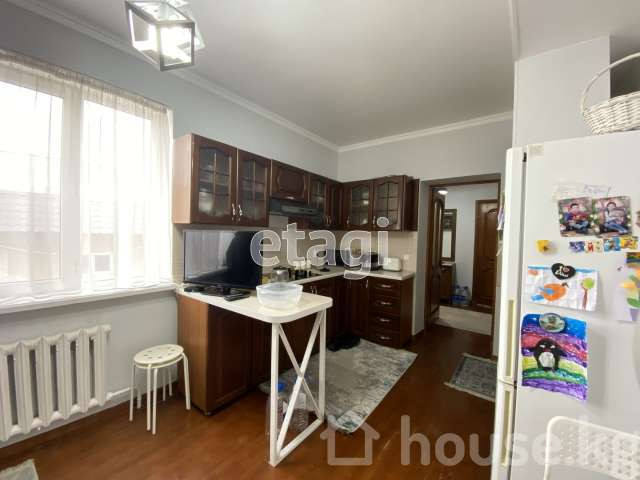 Дом, 6 и более комнат, 235.4 м2, Бишкек, 8 м-н, Куйручук Bishkek - photo 6