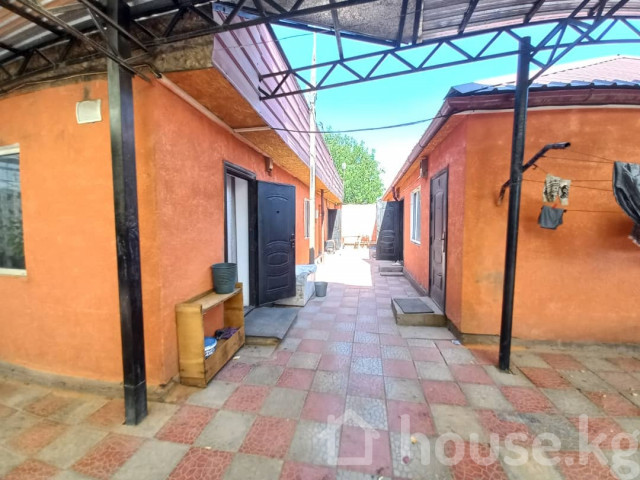 Дом, 6 и более комнат, 450 м2, Бишкек, Учкун м-н, Учкун Bishkek - photo 4