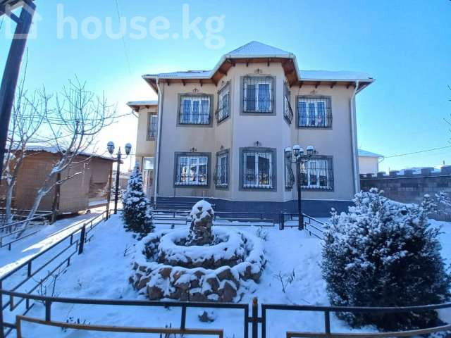 Дом, 6 и более комнат, 202 м2, Бишкек, Алтын-Ордо ж/м Bishkek - photo 1