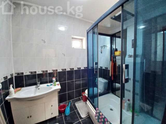 Дом, 6 и более комнат, 202 м2, Бишкек, Алтын-Ордо ж/м Bishkek - photo 4