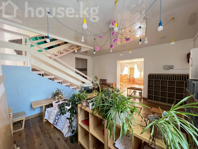 Дом, 6 и более комнат, 340 м2, Бишкек, Матросова, Матросова 105 Bishkek - photo 8