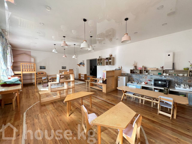 Дом, 6 и более комнат, 340 м2, Бишкек, Матросова, Матросова 105 Bishkek - photo 5