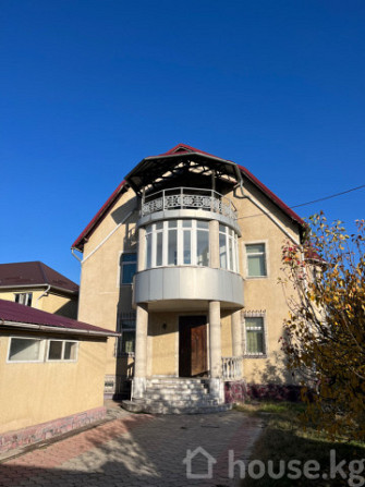 Дом, 6 и более комнат, 224 м2, Бишкек, Алтын-Ордо ж/м Bishkek - photo 1