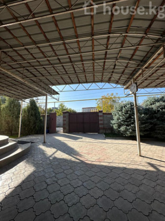Дом, 6 и более комнат, 240 м2, Бишкек, Аламедин-1 м-н Bishkek - photo 2