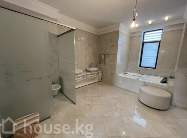 Дом, 6 и более комнат, 700 м2, Бишкек, Ала-Арча ж/м Bishkek - photo 7