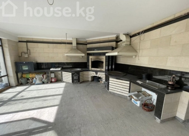 Дом, 6 и более комнат, 700 м2, Бишкек, Ала-Арча ж/м Bishkek - photo 3