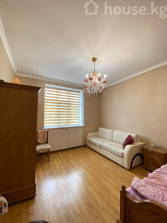 Дом, 6 и более комнат, 300 м2, Бишкек, Ала-Арча ж/м Bishkek - photo 3