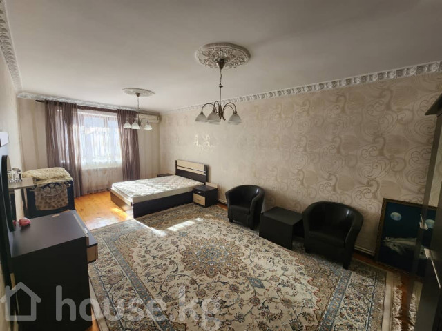 Дом, 6 и более комнат, 250 м2, Бишкек, Эркиндик/Баялинова Bishkek - photo 3