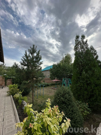 Дом, 6 и более комнат, 250 м2, Бишкек, Киргизия 1 ж/м Bishkek - photo 3