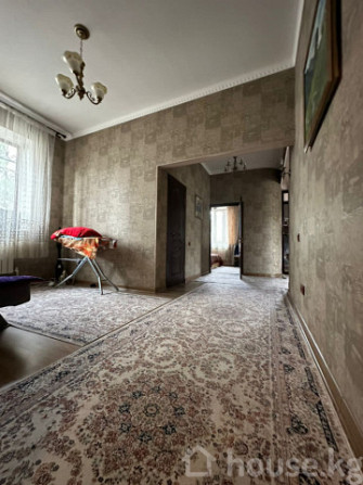 Дом, 6 и более комнат, 250 м2, Бишкек, Киргизия 1 ж/м Bishkek - photo 7