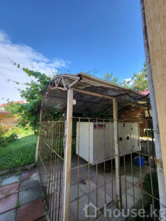 Дом, 6 и более комнат, 290 м2, Бишкек, Киргизия 1 ж/м Bishkek - photo 4