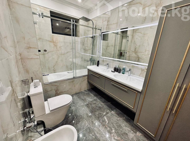 Дом, 6 и более комнат, 400 м2, Бишкек, Магистраль Bishkek - photo 5