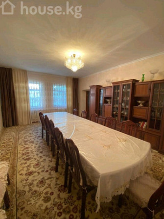 Дом, 6 и более комнат, 180 м2, Бишкек, Рабочий Городок Bishkek - photo 1