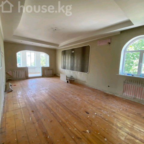 Дом, 6 и более комнат, 288 м2, Бишкек, Ынтымак ж/м, Подольская 40 Bishkek - photo 3