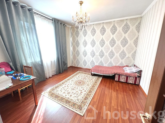 Дом, 6 и более комнат, 160 м2, Бишкек, ж/м Ала-Арча 2 Bishkek - photo 7