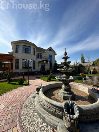 Дом, 6 и более комнат, 600 м2, Бишкек, Гоин Bishkek - photo 1