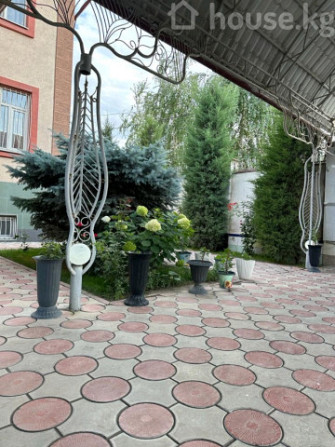 Дом, 6 и более комнат, 400 м2, Бишкек, Рухий Мурас ж/м Bishkek - photo 5