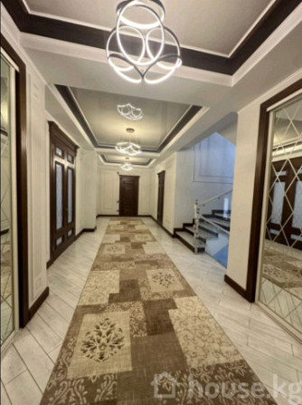 Дом, 6 и более комнат, 600 м2, Бишкек, Магистраль Bishkek - photo 8