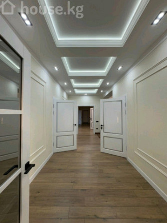 Дом, 6 и более комнат, 350 м2, Бишкек, Арча-Бешик ж/м Bishkek - photo 4