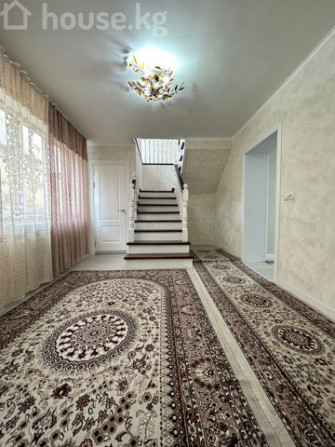 Дом, 6 и более комнат, 310 м2, Бишкек, Кок-Жар ж/м Bishkek - photo 4