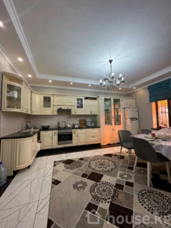 Дом, 6 и более комнат, 320 м2, Бишкек, Арча-Бешик ж/м Bishkek - photo 3