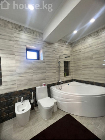 Дом, 6 и более комнат, 510 м2, Бишкек, Ынтымак ж/м Bishkek - photo 4