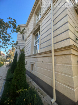 Дом, 6 и более комнат, 600 м2, Бишкек, Ак Кеме Bishkek - photo 2