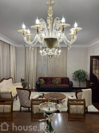 Дом, 6 и более комнат, 700 м2, Бишкек, Киргизия-2 м-н, Самойленко Bishkek - photo 6