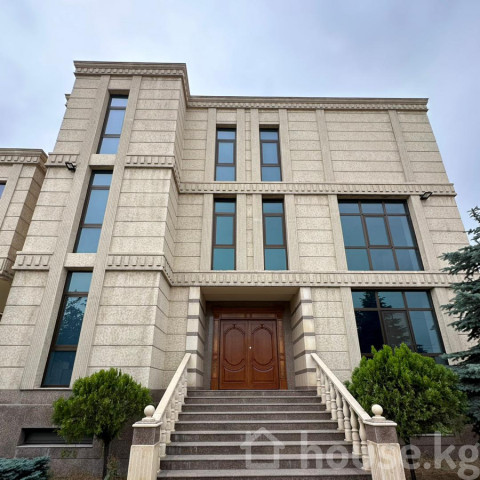 Дом, 6 и более комнат, 700 м2, Бишкек, Кара Дарыя, Белорусская 67 Bishkek - photo 1