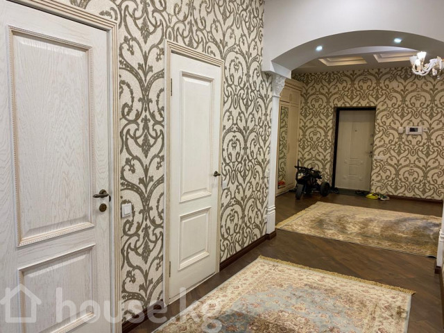 Дом, 6 и более комнат, 500 м2, Бишкек, 11 м-н Bishkek - photo 7