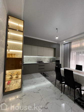 Дом, 6 и более комнат, 310 м2, Бишкек, Арча-Бешик ж/м Bishkek - photo 3