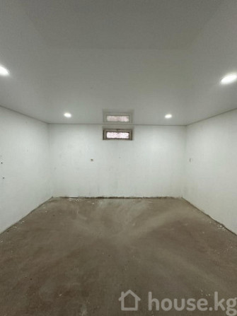 Дом, 6 и более комнат, 300 м2, Бишкек, Кок-Жар м-н Bishkek - photo 5