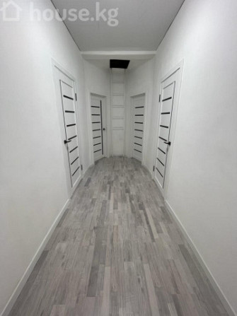 Дом, 6 и более комнат, 300 м2, Бишкек, Кок-Жар м-н Bishkek - photo 7