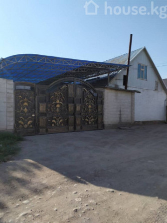 Дом, 6 и более комнат, 211 м2, Бишкек, Ак-Ордо ж/м, лущихина Bishkek - photo 1