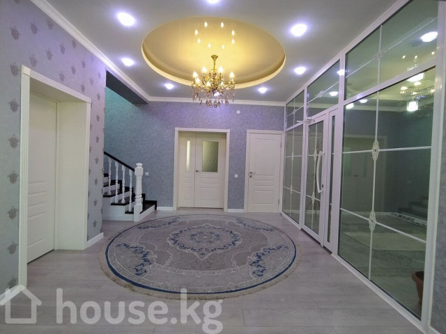 Дом, 6 и более комнат, 270 м2, Бишкек, Кок-Жар ж/м Bishkek - photo 5