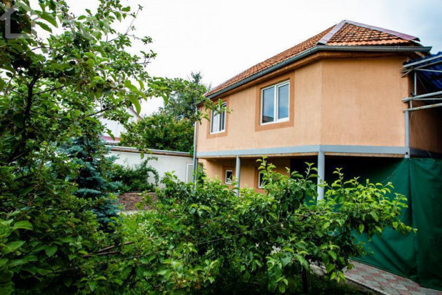 Дом, 6 и более комнат, 146 м2, Бишкек, Матросова, джантошева/мотросова Bishkek - photo 1