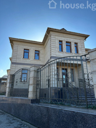Дом, 6 и более комнат, 600 м2, Бишкек, Ала-Арча ж/м Bishkek - photo 1