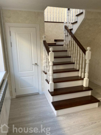 Дом, 6 и более комнат, 310 м2, Бишкек, Кок-Жар ж/м Bishkek - photo 4