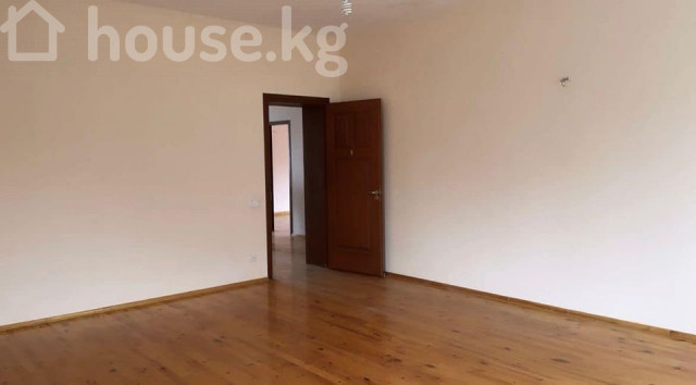 Дом, 6 и более комнат, 380 м2, Бишкек, Киргизия 1 ж/м, Самойленко 7 Bishkek - photo 8