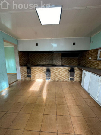 Дом, 6 и более комнат, 232 м2, Бишкек, Кок-Жар ж/м Bishkek - photo 4