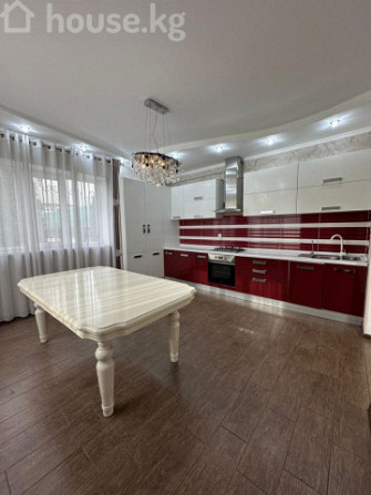 Дом, 6 и более комнат, 232 м2, Бишкек, Кок-Жар ж/м Bishkek - photo 5