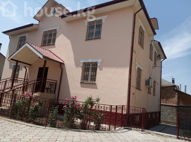 Дом, 6 и более комнат, 470 м2, Бишкек, Ак Кеме Bishkek - photo 1