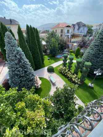 Дом, 6 и более комнат, 700 м2, Бишкек, Киргизия 1 ж/м Bishkek