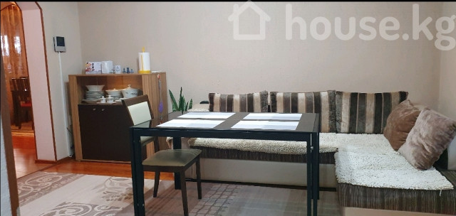 Дом, 6 и более комнат, 320 м2, Бишкек, Душанбинка, Токтоналиева 47/Джаманбаева Bishkek - photo 2